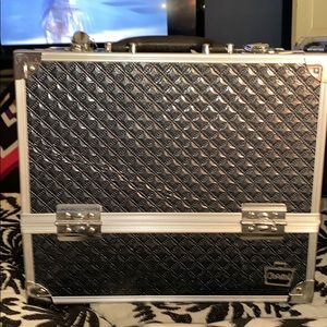 LARGE ORIGINAL CABOODLE.